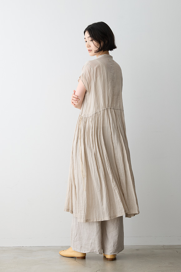 S271-33_mist ivory