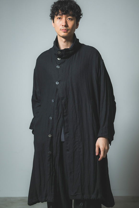 S272-04_black