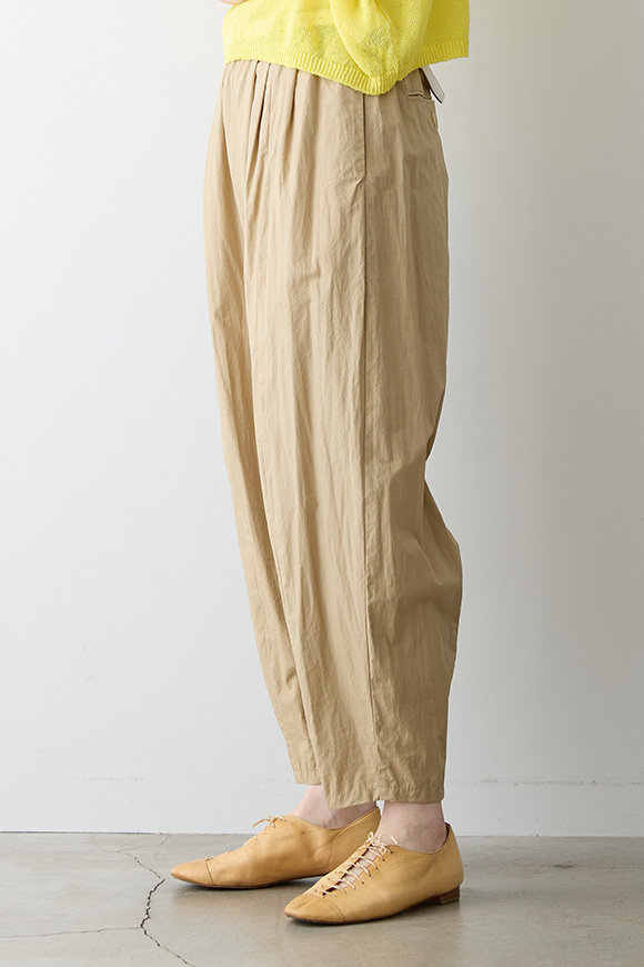 S272-05_hazel