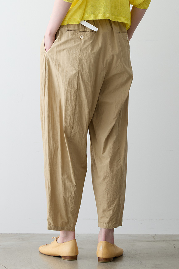 S272-05_hazel