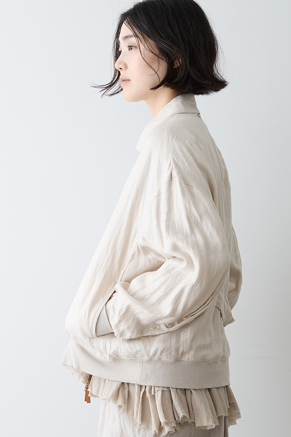 S272-11_ivory
