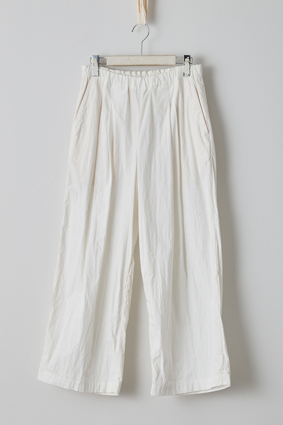 S272-13_off white