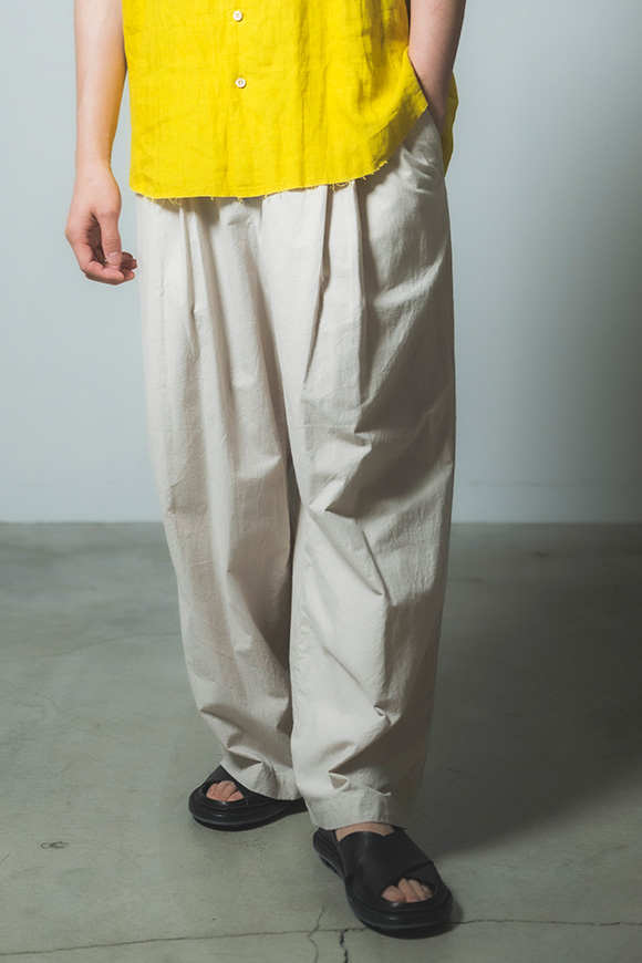 S272-13_dusty ivory