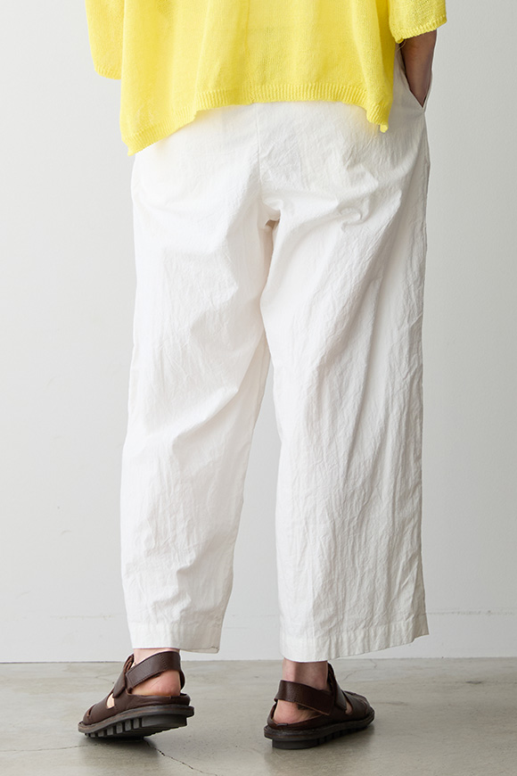 S272-13_off white