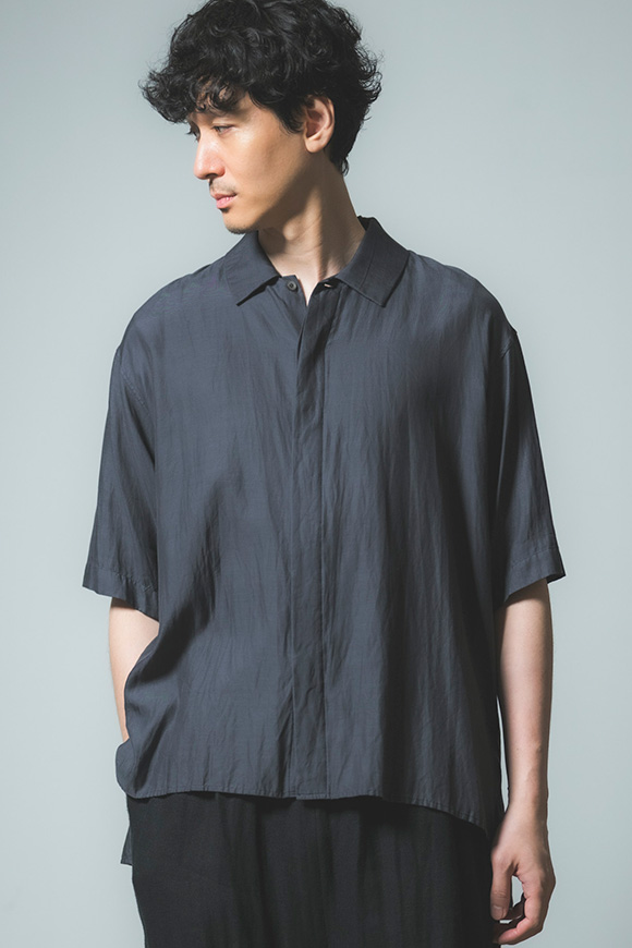 S272-16_charcoal black