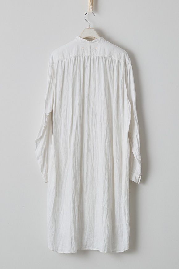 S272-17_off white
